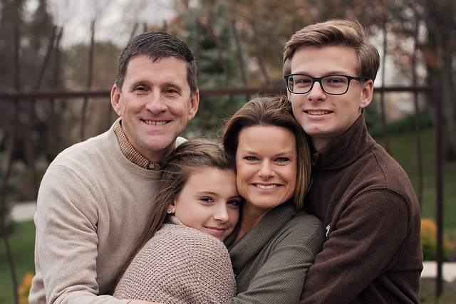 Family photo of Hank, Caroline, Will and Susie Bounds