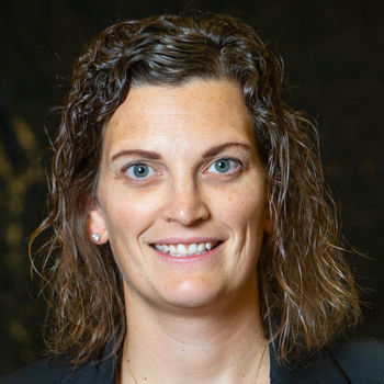 Sara Myers headshot