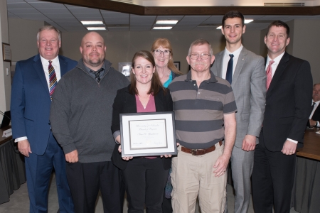 Chancellor Kristensen; Lance Gunderson, husband; Teri Gunderson, recipient; Kelly Schellhase, mother; William Schellhase, father; Regent Partridge; President Bounds.